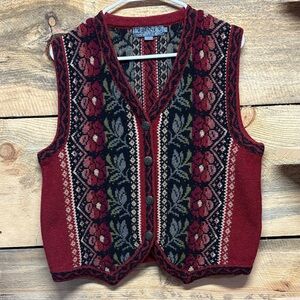 Icelandic Design Vest - Red/Black